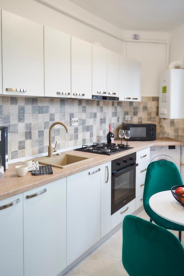 Smarald Apartament Iulius Mall Iasi Ngoại thất bức ảnh